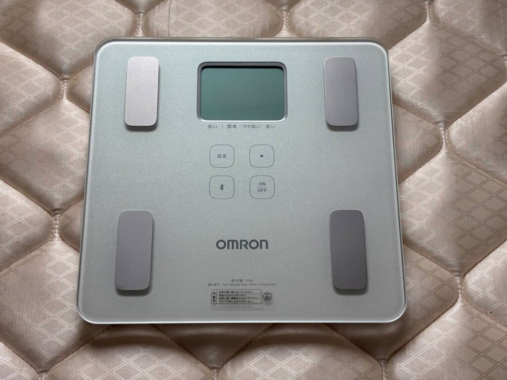 オムロン 体重体組成計 HBF-230T